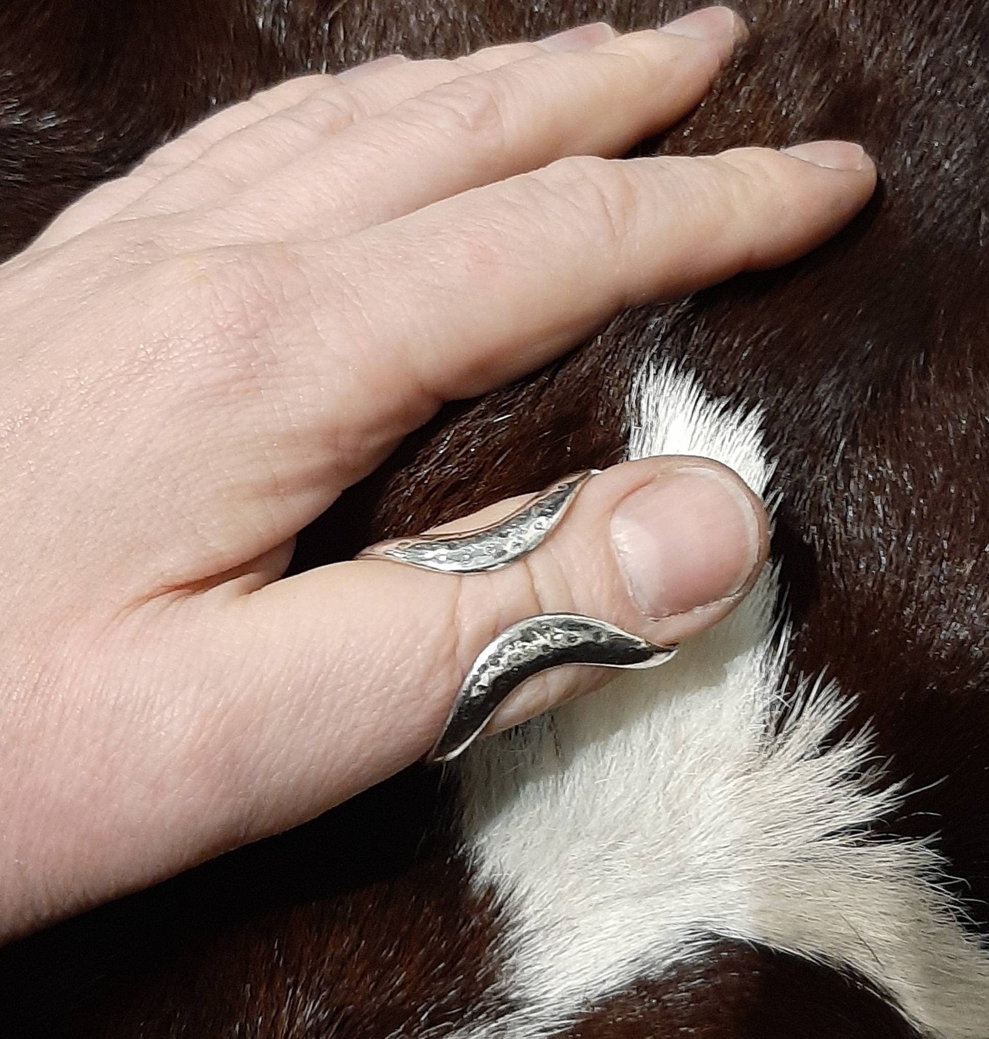 Arthritis EDS finger ring splint adjustable,  comfortable handmade textured ring, Swan neck deformity, for PID or DIP joints, thumb splint