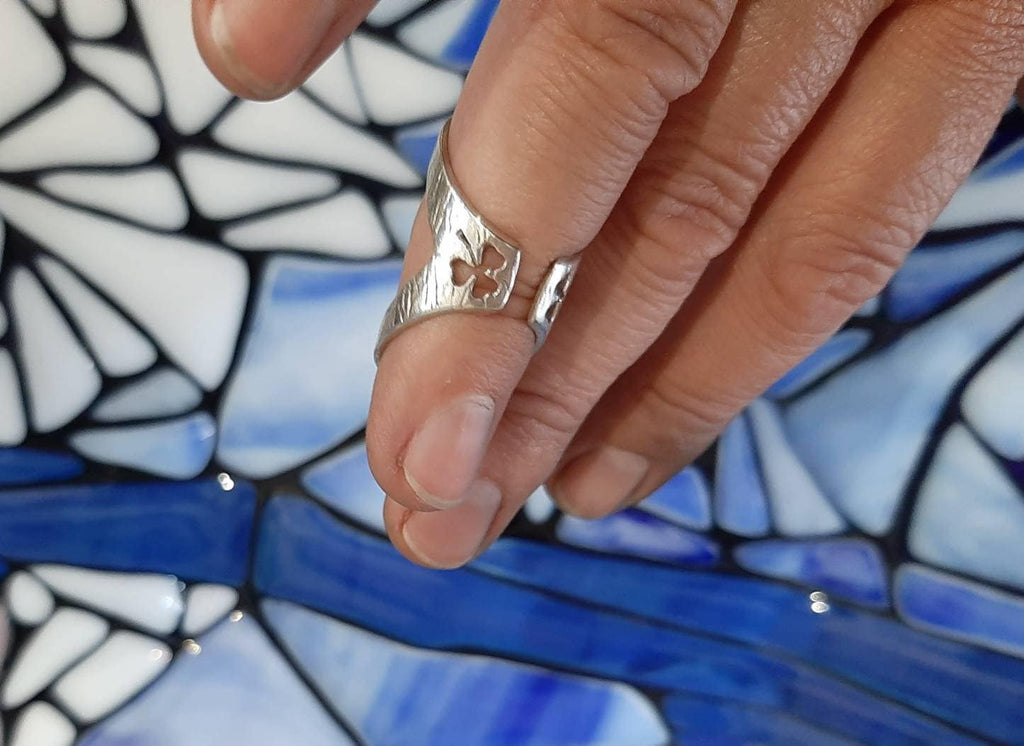 Adjustable finger splint for  finger in sterling silver or bronze