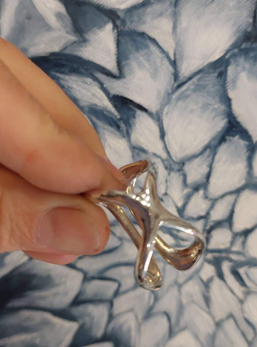 Handcrafted butterfly finger splint ring designed for finger alignment support