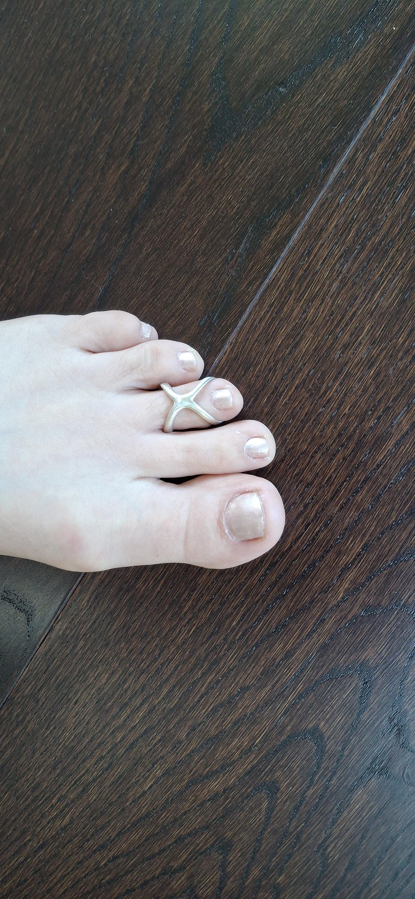 Handcrafted toe splint ring available in sterling silver 925 or solid bronze for daily support
